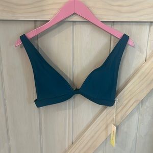 NWT triangle bikini top, size 4